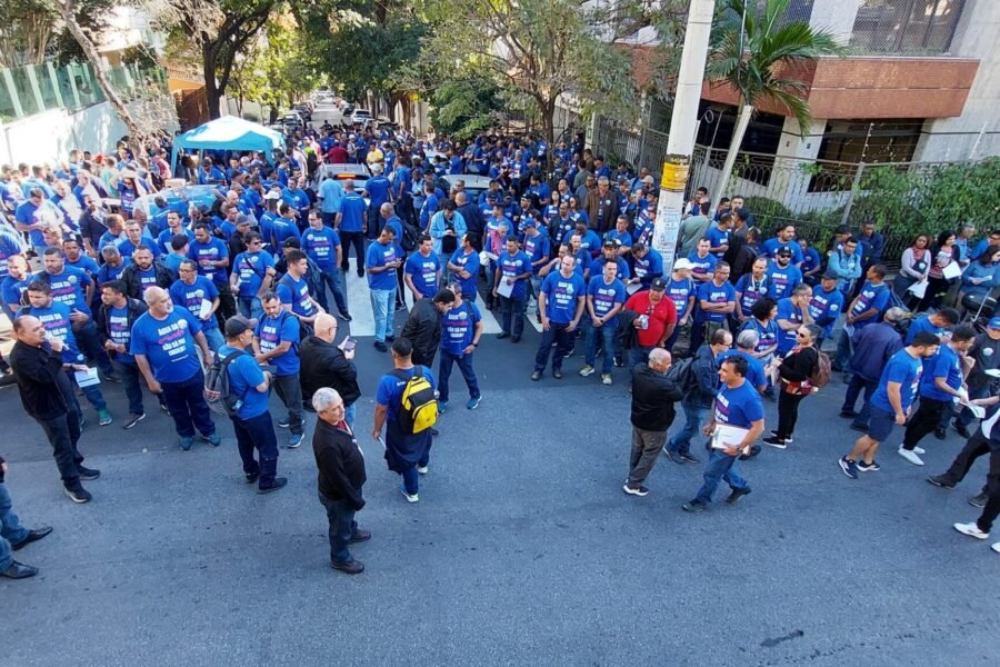 20250617_140754-scaled-900x600 Data Base 2025