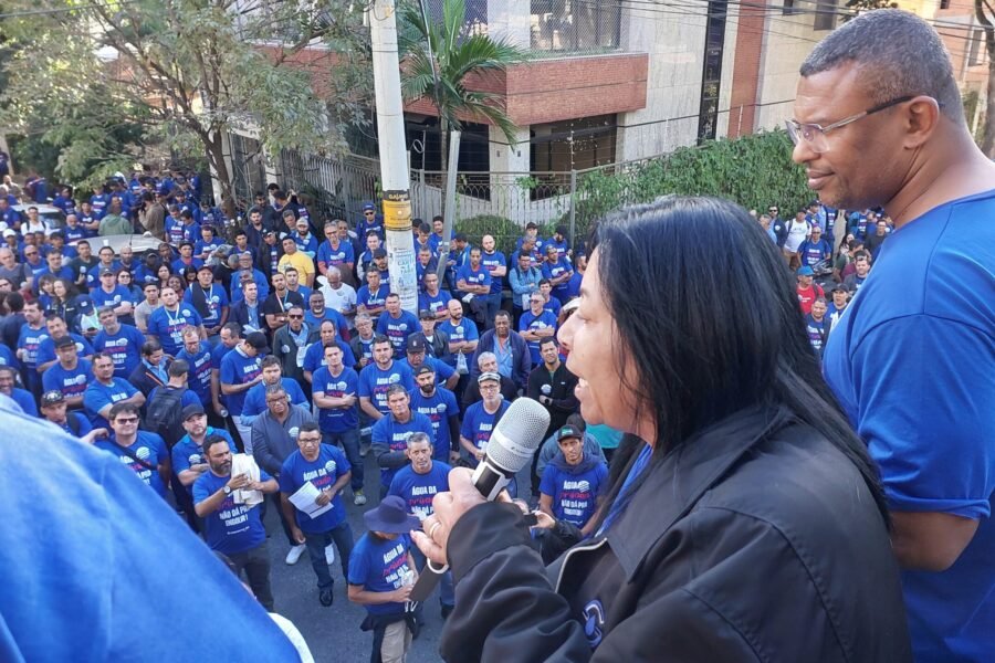 20250617_144138-scaled-900x600 Data Base 2025