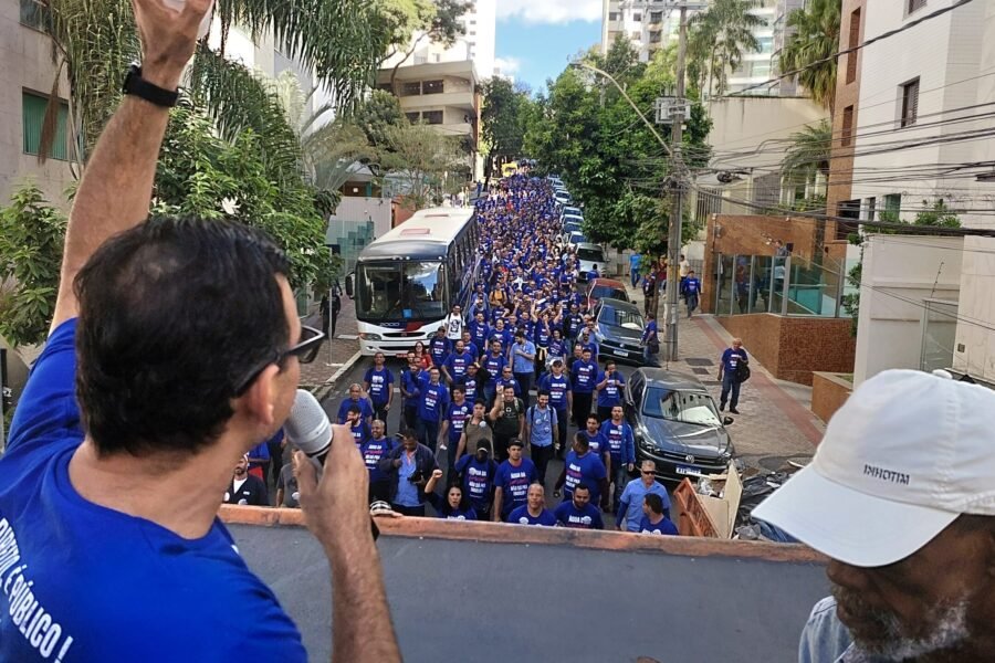 20250617_150727-scaled-900x600 Data Base 2025