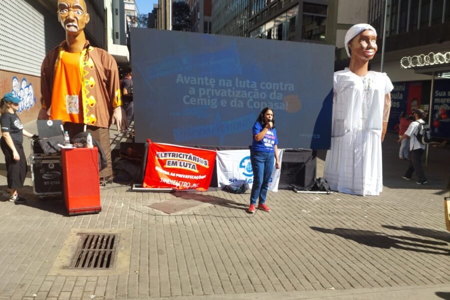 WhatsApp-Image-2025-07-30-at-14.01.59-900x600 AULA PÚBLICA FORTALECE LUTA CONTRA PRIVATIZAÇÃO DA COPASA E DA CEMIG